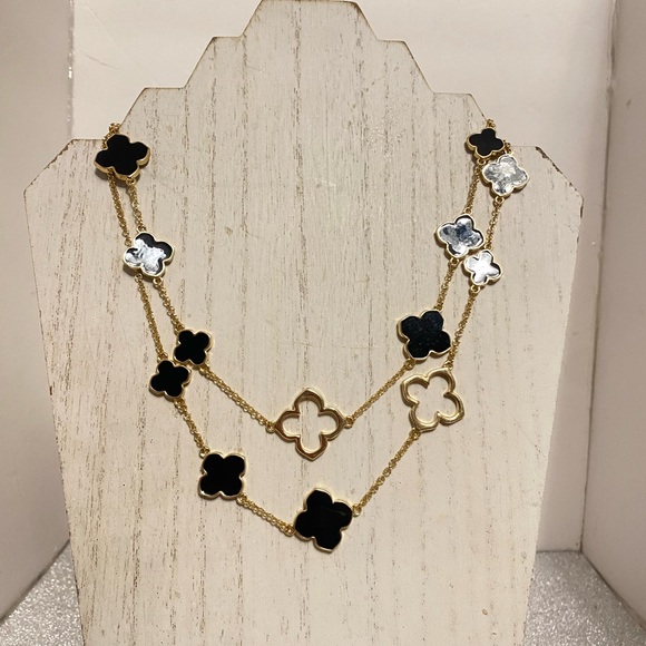 Jewelry - NECKLACE